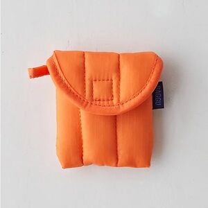 BAGGU Orange Puffy Earbuds Case